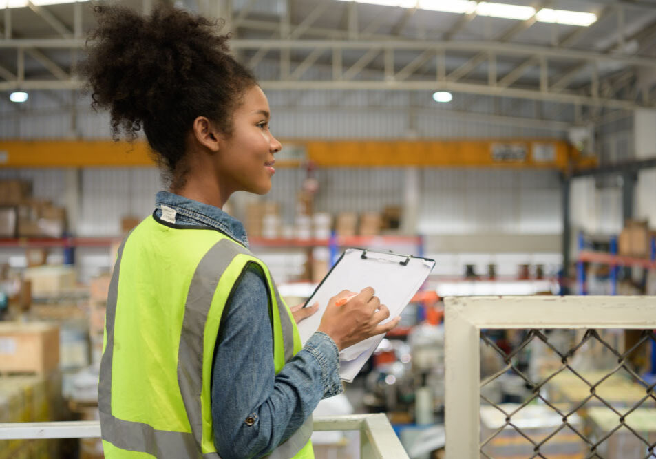 el reparto de medicamentos a farmacias desde un almacen